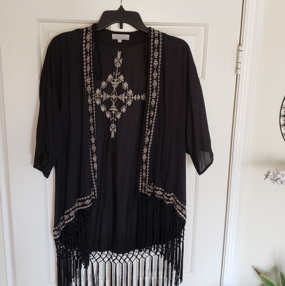 Black kimono